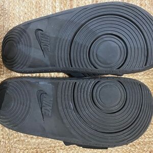 Nike Slippers us 11